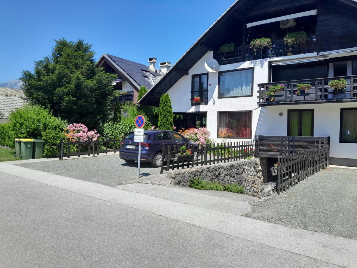 Aparthouse Ani Radovljica Esterno foto