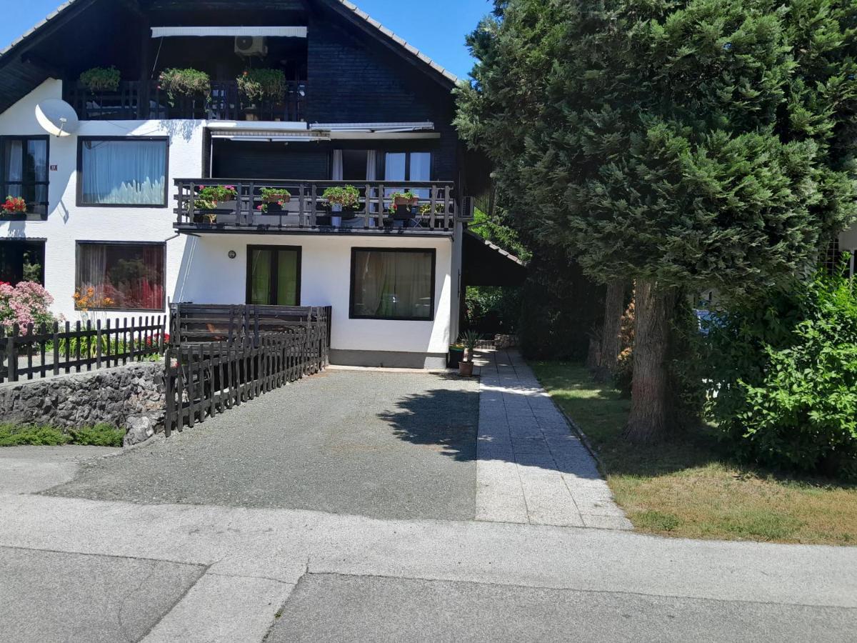 Aparthouse Ani Radovljica Esterno foto