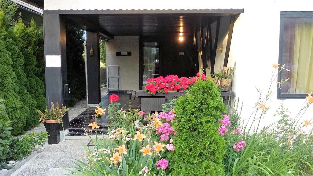 Aparthouse Ani Radovljica Esterno foto